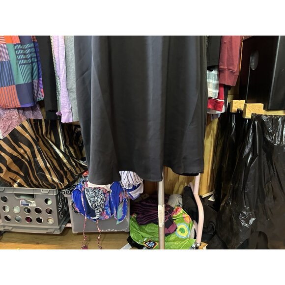 Torrid Studio Crepe Lace Trim Sleeves Blouse Black Solid High Neck Sz 3 (3X) - Picture 2 of 11